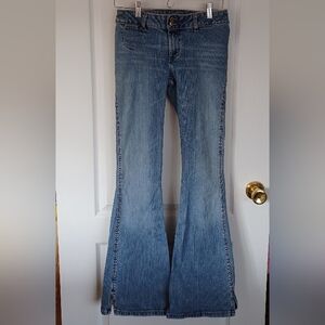 VINTAGE PRE-LOVED 29/33 SILVER JEANS FLARED 97% COTTON 3% LYCRA MADE IN CANADA